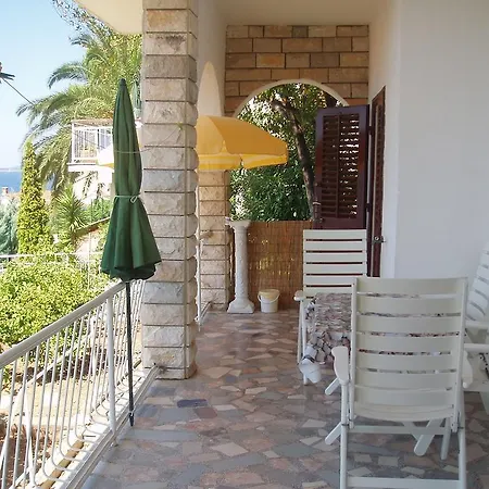 Amalia Apartment *