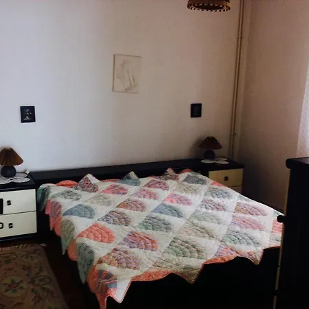 Amalia Apartment